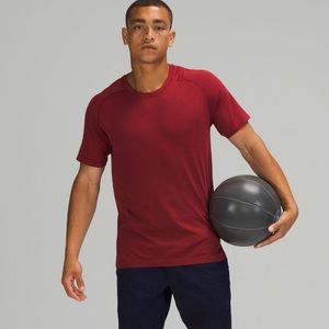 NWT Lululemon Men’s Metal Vent Tech 2.0 Short Sleeve - Sz M